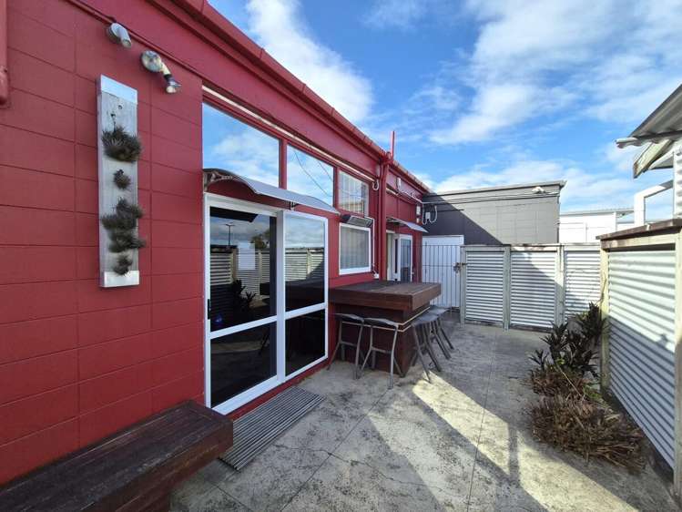 Unit 2, 40 Main Road Waikanae_15