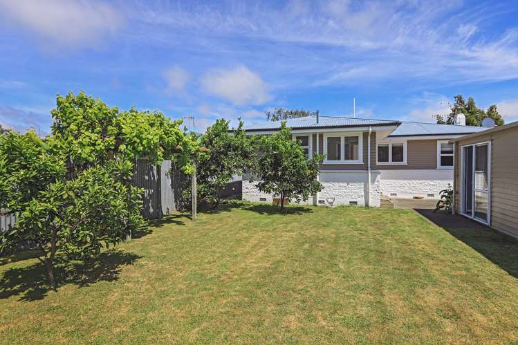 38 Oldham Avenue Onekawa_14