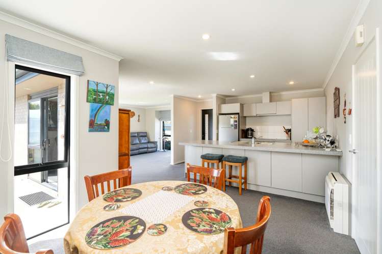 134 Seaward Road Edendale_10