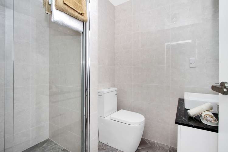 36a Farquhar Road Glendene_19