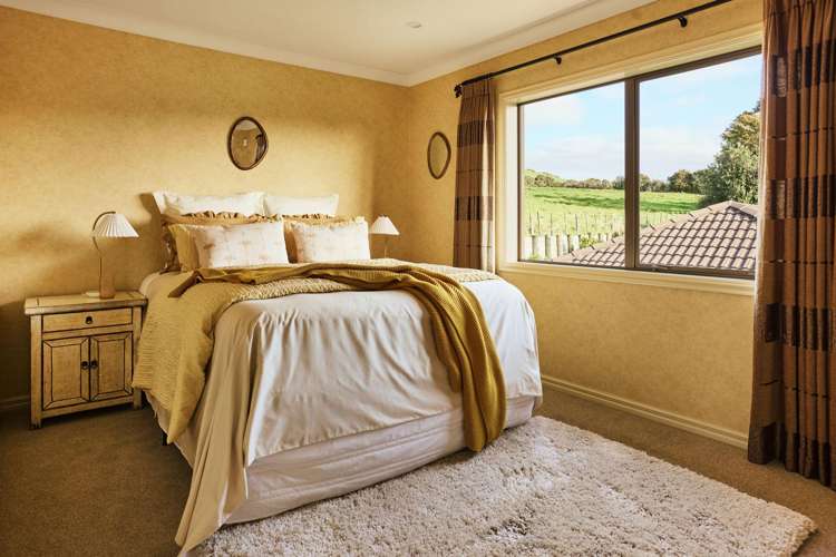 16 Riddington Rise Ohauiti_23