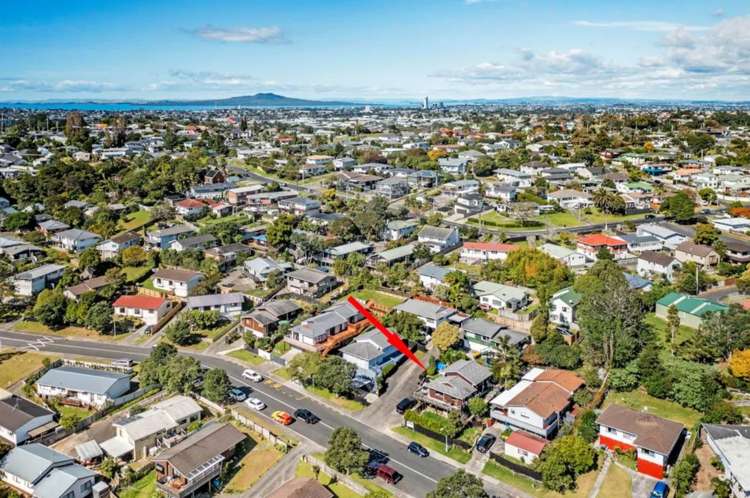 1/111 Spinella Drive Bayview_29
