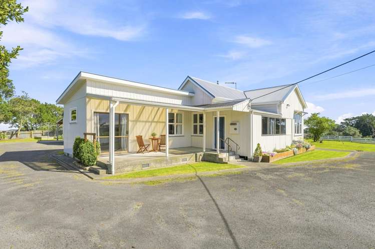 40 and 61 Burtts Road Durie Hill_4