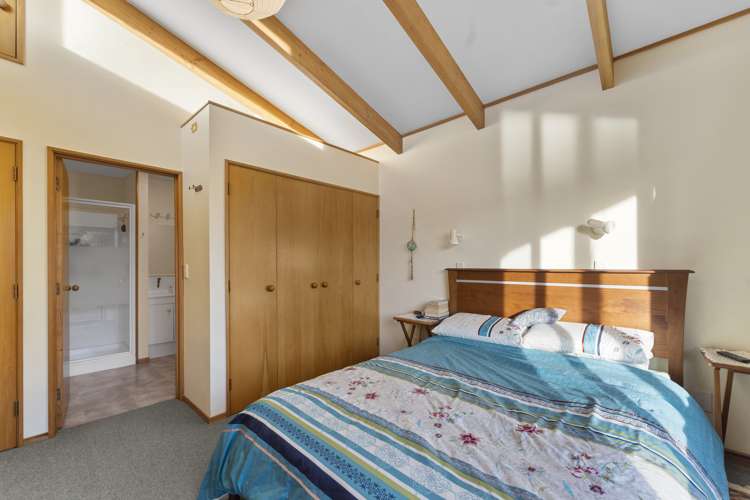 42 Lawrence Road Kenepuru Sound_17