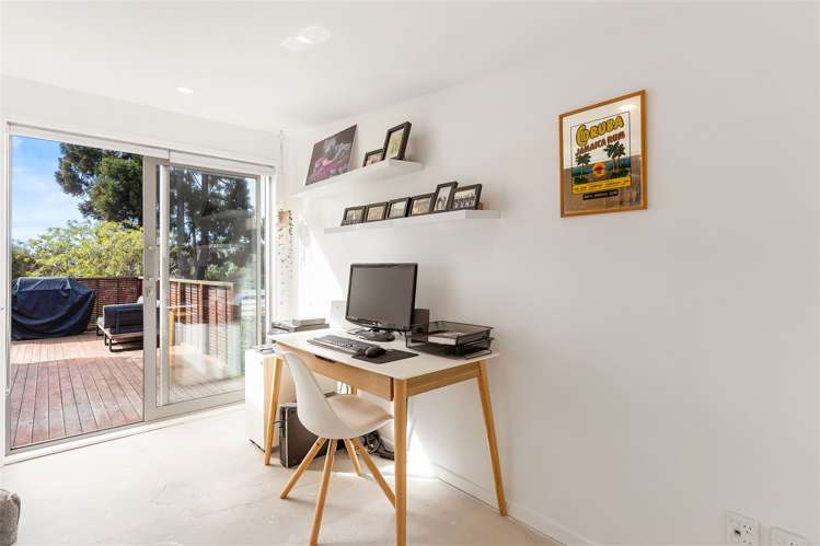 1/730 Beach Road Browns Bay_11