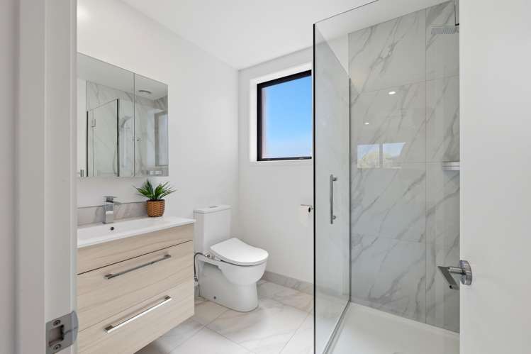 2/6 Matata Place Dallington_11