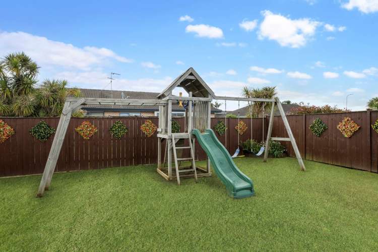 35 Turnberry Drive Wattle Downs_11