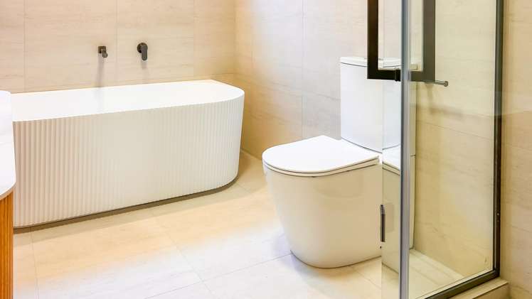 90 Huanui Drive Wainui_8