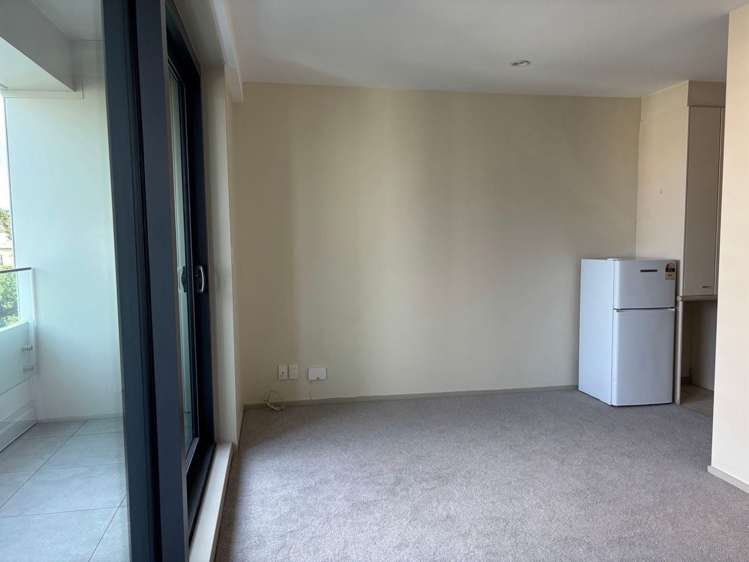 3J/14 Waterloo Quadrant Auckland Central_10