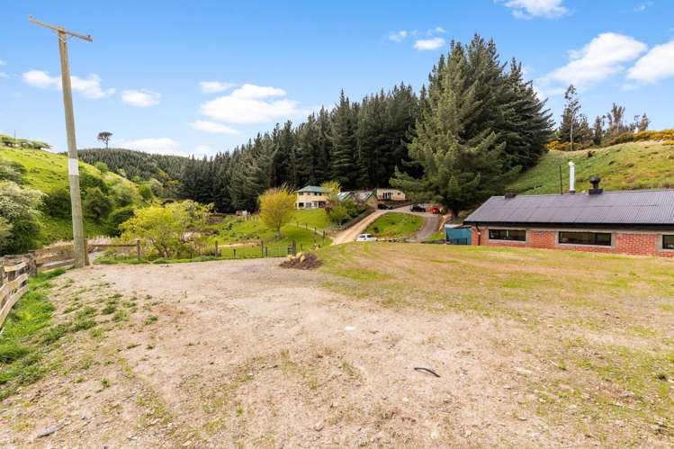 328 Gladstone Road North Wingatui_19