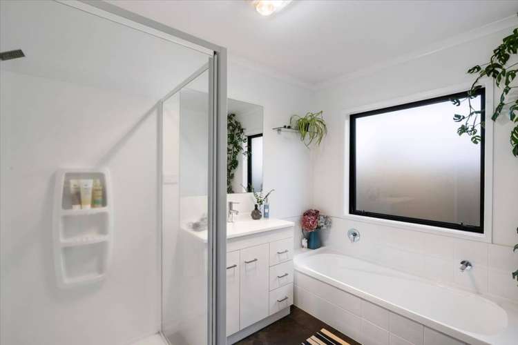 87 Puhirake Crescent Pyes Pa_18