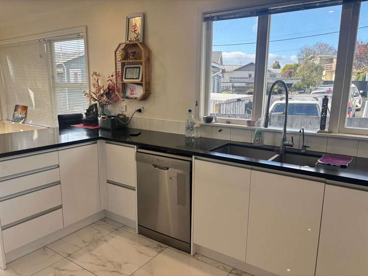 99 Tawa Street Melville_2