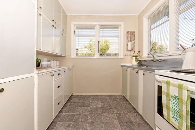 17 Churchill Crescent_5