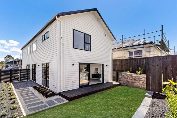 92 Huanui drive Orewa_1