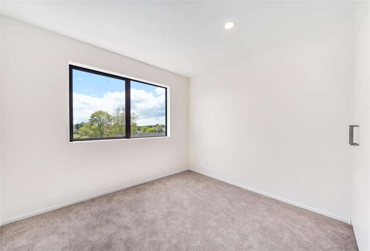 2/2 Wood Street Papakura_5