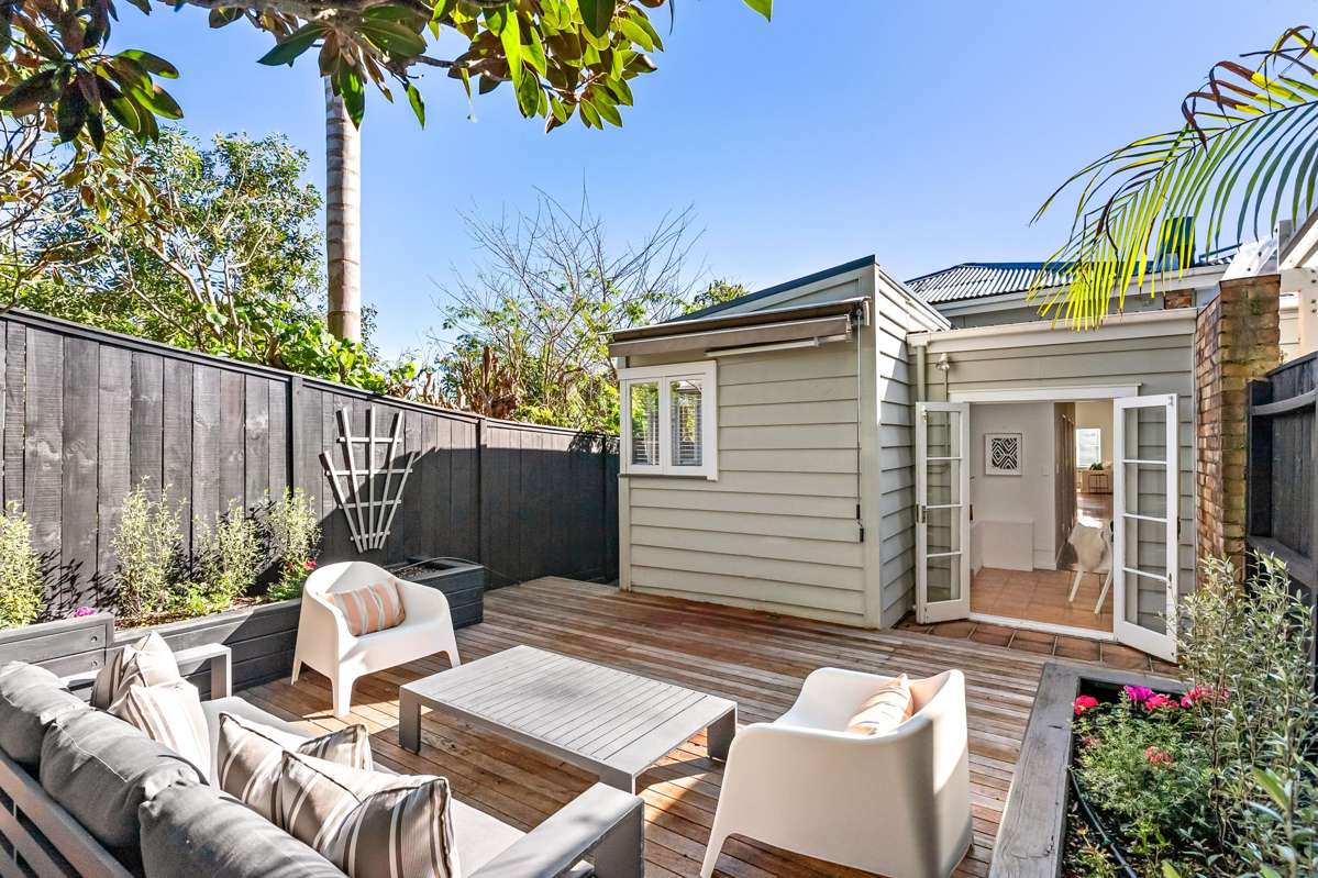 20 Douglas Street_5