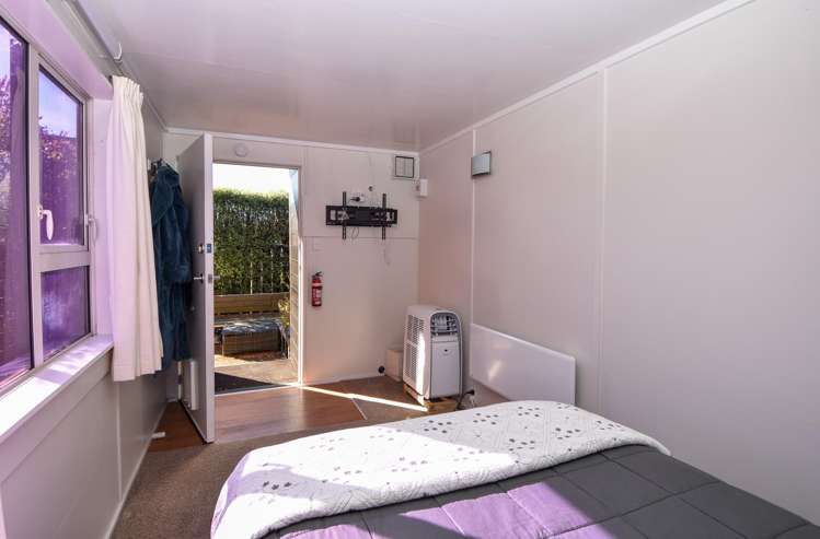 481 High Street South Carterton_22