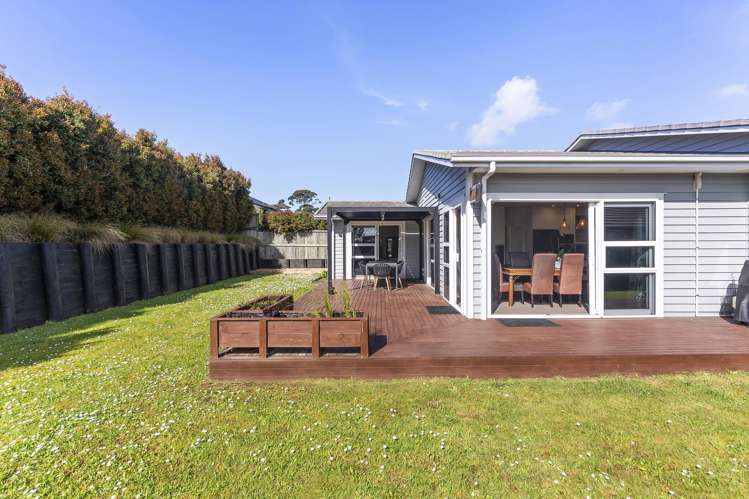 146 Eighth View Avenue Beachlands_1