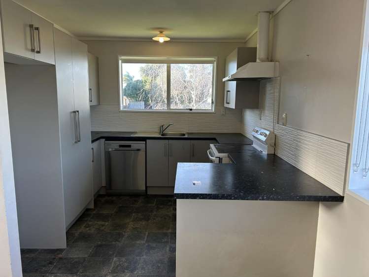 B/3 Emerald Place 1131_2