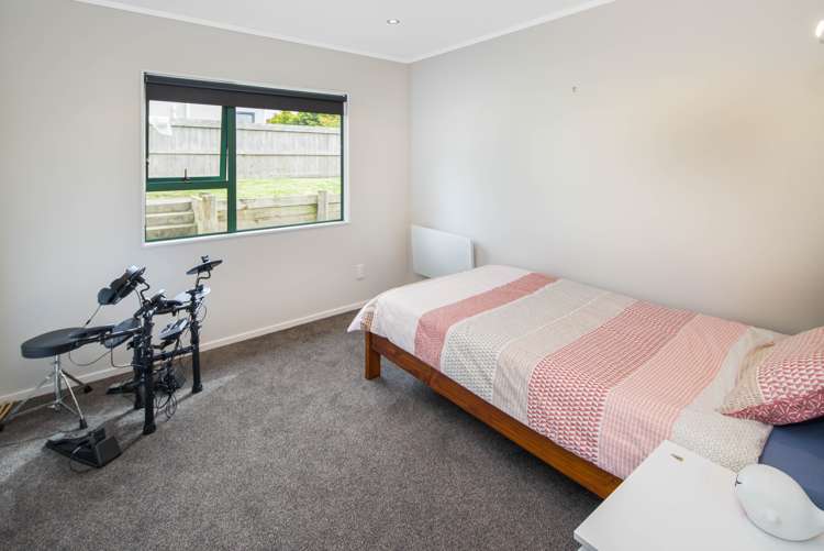 13 Hawtrey Terrace Johnsonville_8