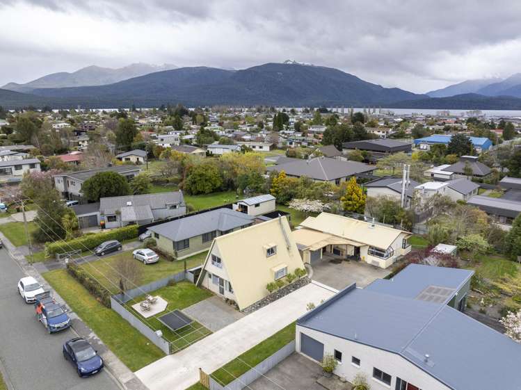 239A Milford Road Te Anau_16