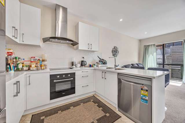 8a Miles Avenue Papatoetoe_4