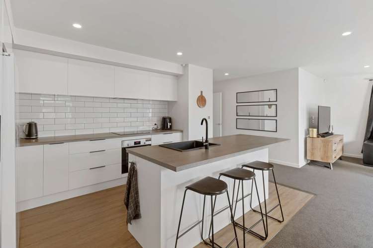 2 Full Moon Lane Rolleston_2