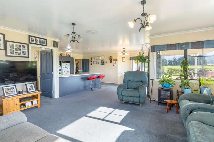 62 Thomas Road Carterton_11