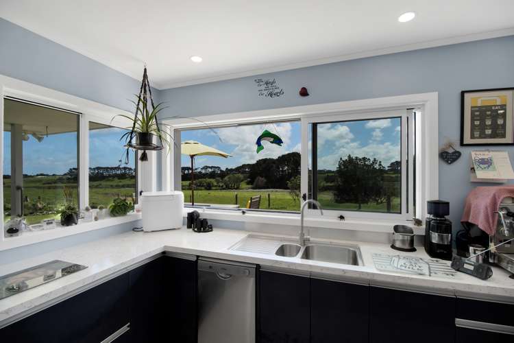 3624 Eltham Road Opunake_16