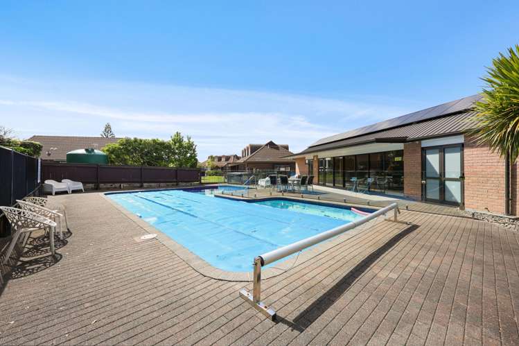 H/327 Hobsonville Road_2