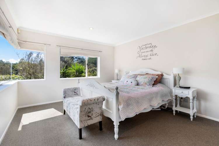 118 Kyle Road Greenhithe_14