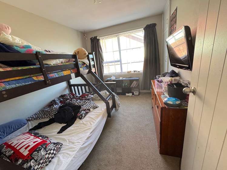 39 Steele Street Hornby_7