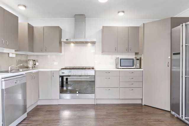 11 Norman Road Titirangi_2