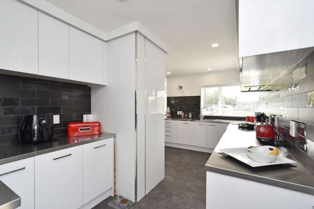 426 North Road Waikiwi_2