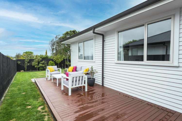 33 Reginald Street Burwood_15