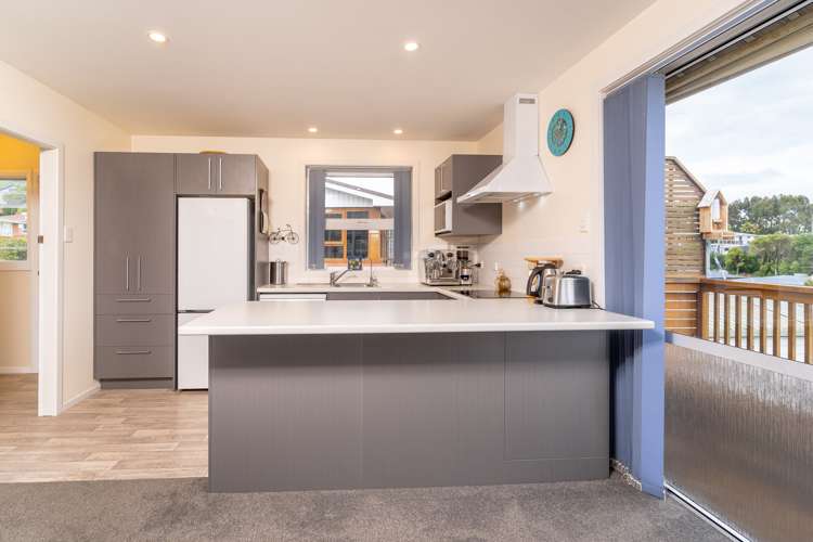 54 Elwyn Crescent Green Island_7