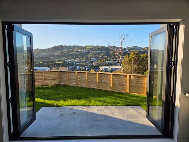235 Main Road Tawa_4
