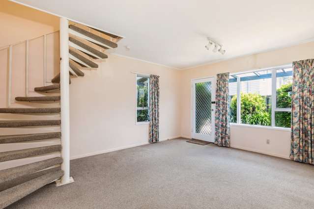 1/8 Lorraine Avenue Mount Albert_2