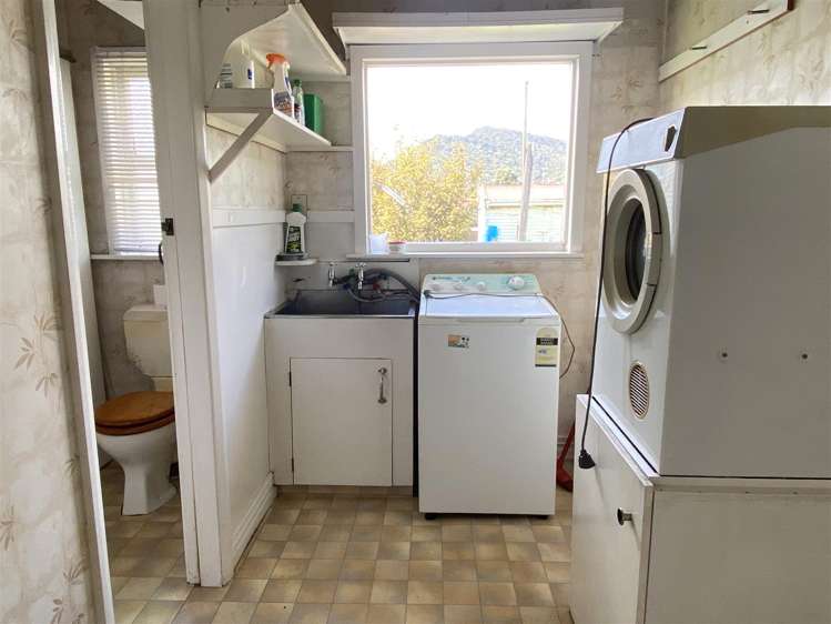 12 Peel Street Cobden_21