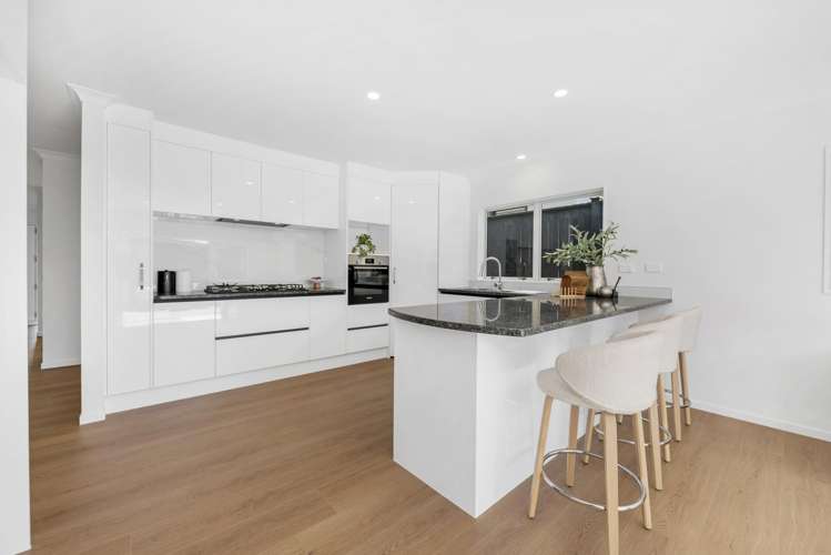 22 Walter Haddrell Crescent East Tamaki_10