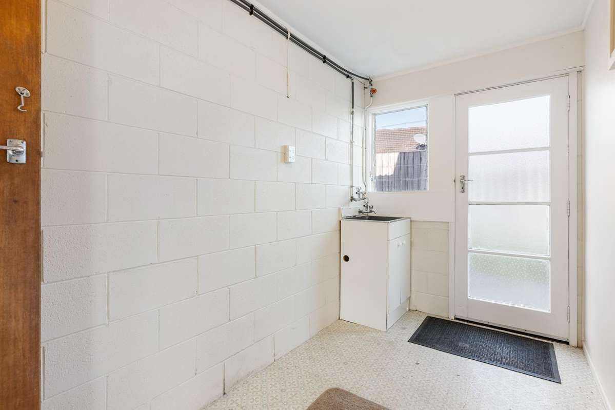 1/28 Jutland Road_5