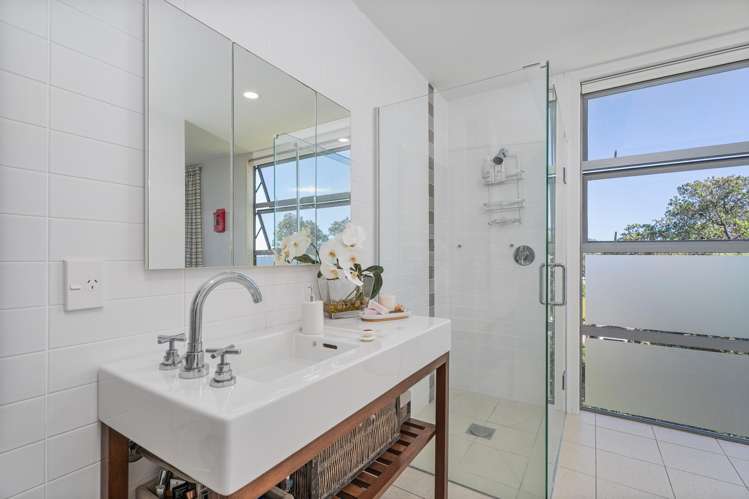 18 Pine Grove Tairua_22