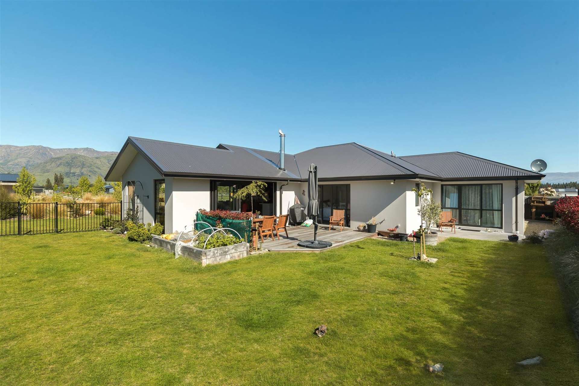 6 Brewster Crescent Lake Hawea_0