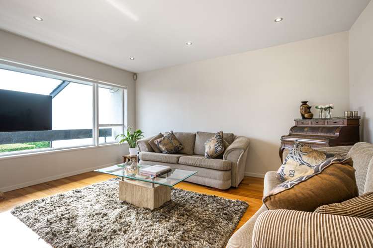 4/2 Tiwai Road Royal Oak_20