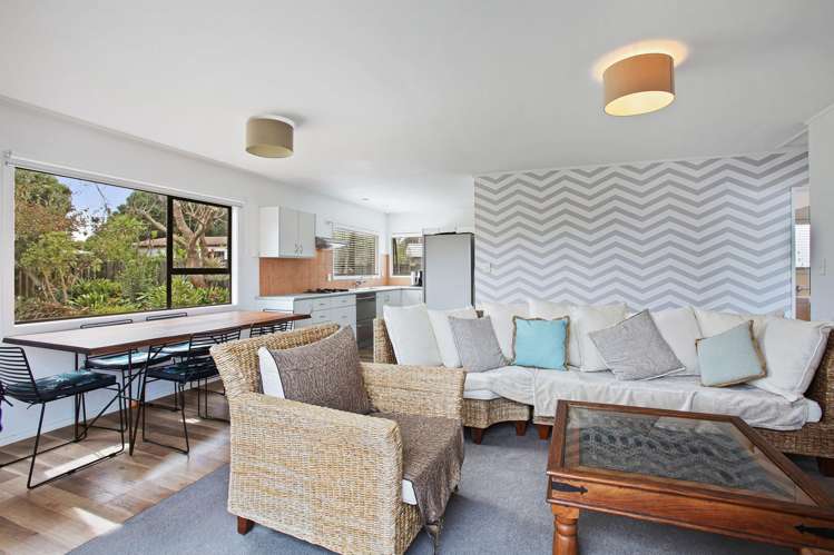 3 Hosking Place Clarks Beach_9