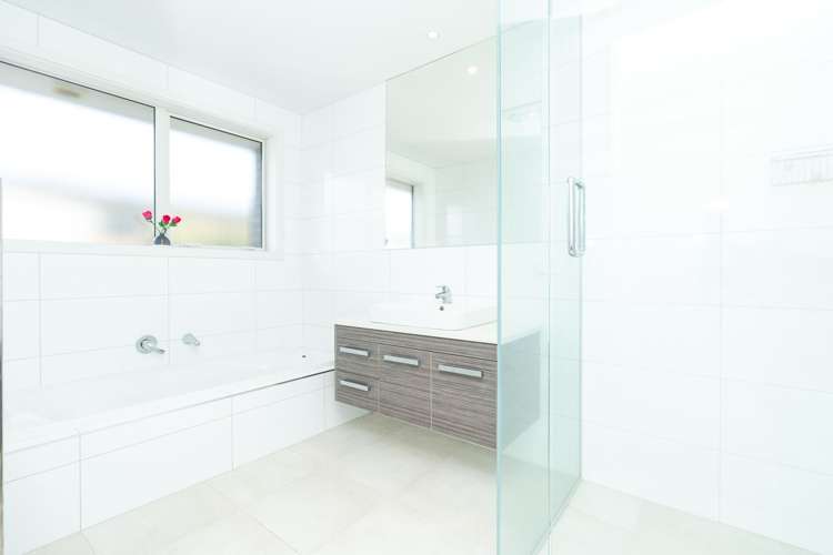 15 Sirius Crescent Rototuna North_19