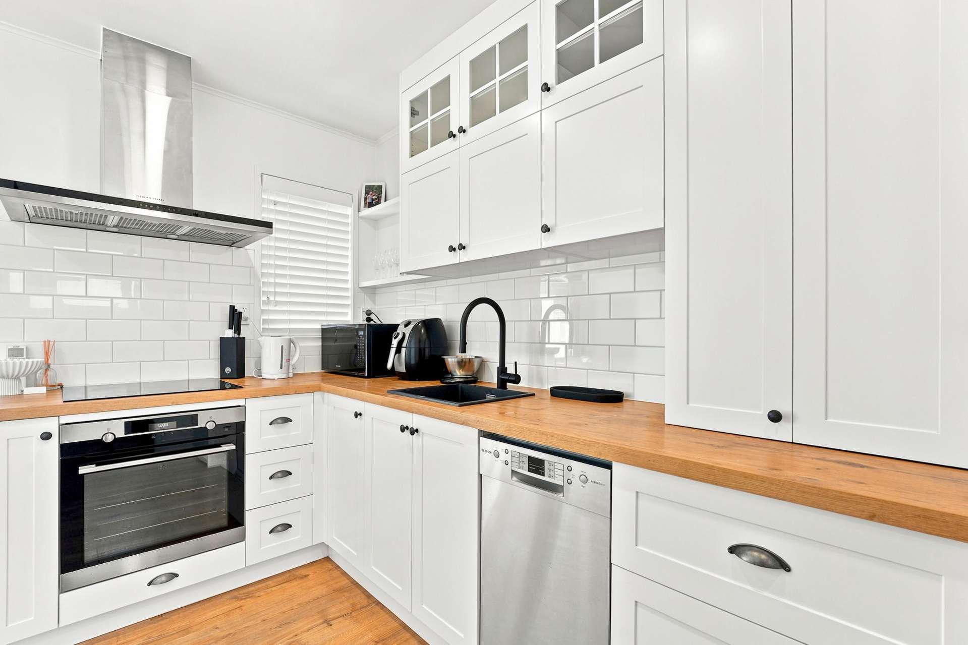 C2/59 Halswell Street Whanganui Central_0