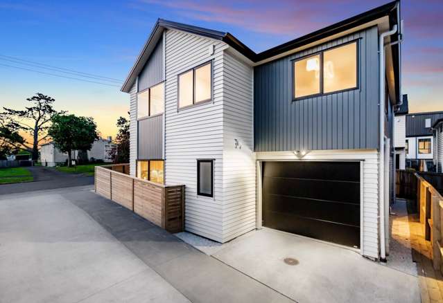 Experience Contemporary Living at Its Finest!