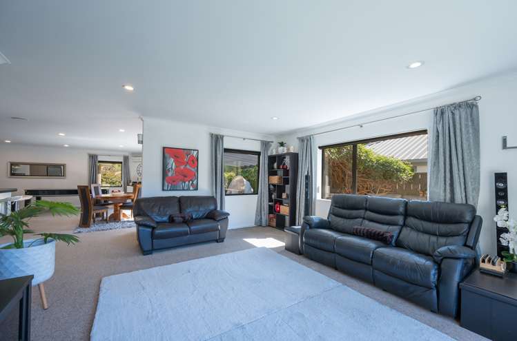 3 Olivine Terrace The Brook_3