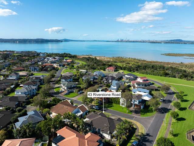 43 Riverstone Road Te Atatu Peninsula_1